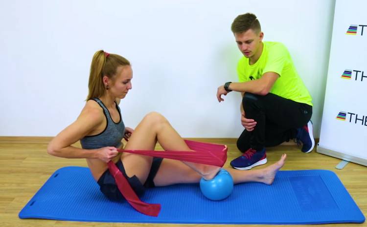 Rehabilitace kolene za pomoci overballu 